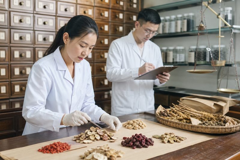 中醫診所原料品質檢核實務教學:從進貨到入庫的六道關卡|中醫診所原料 說明圖