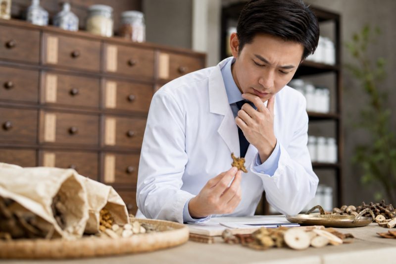 中醫診所原料常見誤區:那些讓診所踩坑的錯誤觀念|中醫診所原料 說明圖