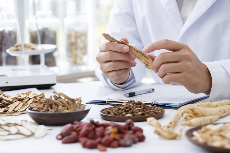錯誤三:法規認知落差,誤把中藥材當保健食品原料|ODM中藥 說明圖